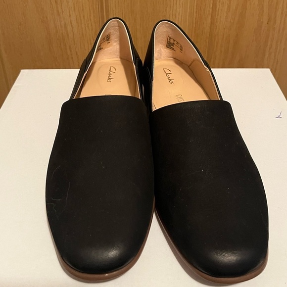 Clark’s Pure Tone Shoe - Women's (7 Wide) - Picture 2 of 15